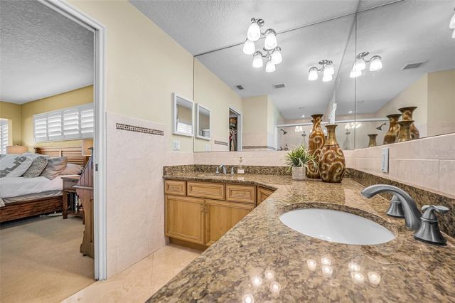 1201 81ST STREET S, St Petersburg, FL 33707