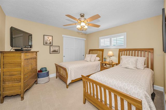 1201 81ST STREET S, St Petersburg, FL 33707