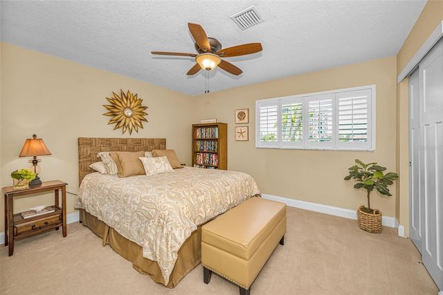 1201 81ST STREET S, St Petersburg, FL 33707