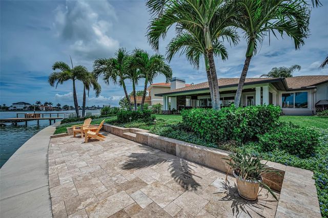1201 81ST STREET S, St Petersburg, FL 33707