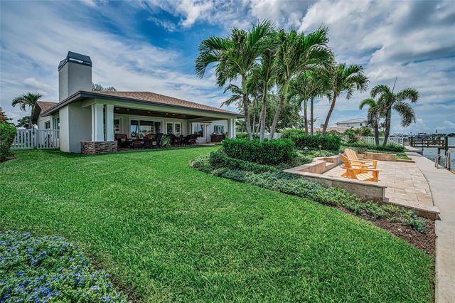 1201 81ST STREET S, St Petersburg, FL 33707