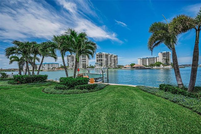 1201 81ST STREET S, St Petersburg, FL 33707