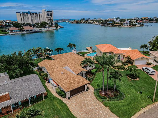 1201 81ST STREET S, St Petersburg, FL 33707