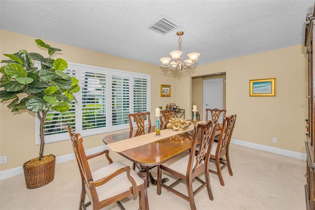 1201 81ST STREET S, St Petersburg, FL 33707