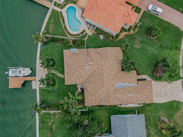 1201 81ST STREET S, St Petersburg, FL 33707