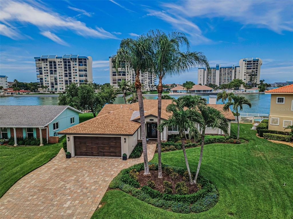 1201 81ST STREET S, St Petersburg, FL 33707