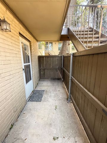 10650 Steppington Drive 110, Dallas, TX 75230