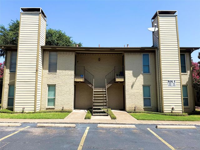 10650 Steppington Drive 110, Dallas, TX 75230