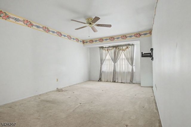 71 Bayberry Dr, Franklin Twp., NJ 08873