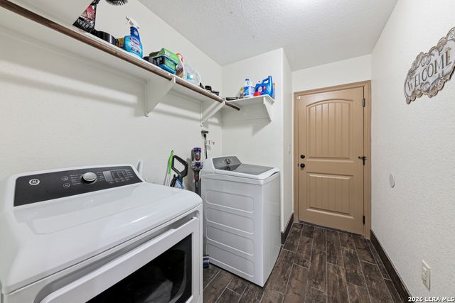 1184 SUMMIT BLF, Canyon Lake, TX 78133