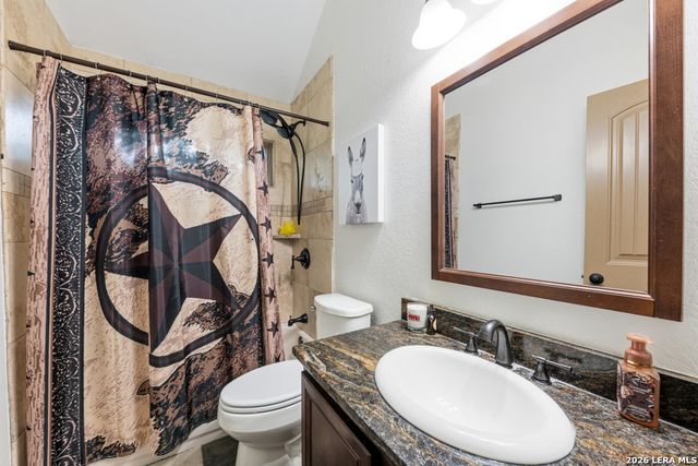 1184 SUMMIT BLF, Canyon Lake, TX 78133