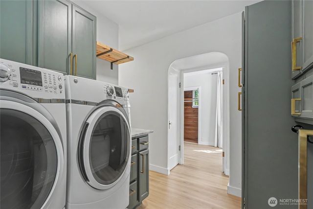 10106 16th Avenue S, Seattle, WA 98168