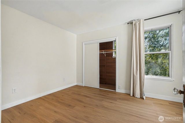 10106 16th Avenue S, Seattle, WA 98168