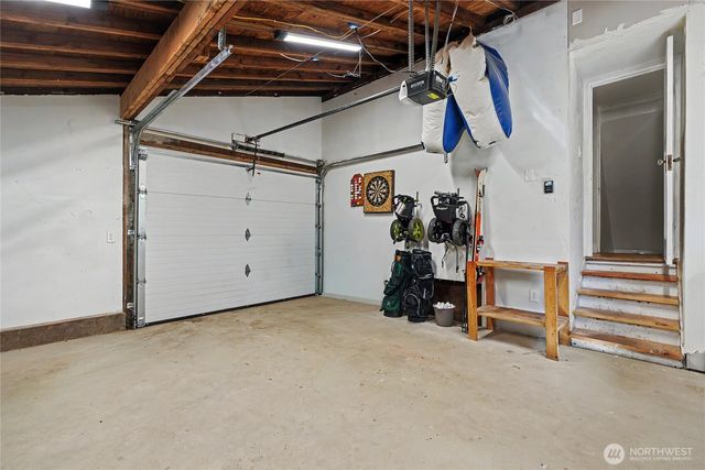 10106 16th Avenue S, Seattle, WA 98168