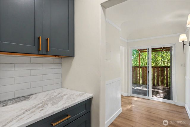 10106 16th Avenue S, Seattle, WA 98168