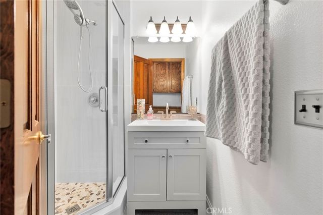 18630 Centennial, Hesperia, CA 92345