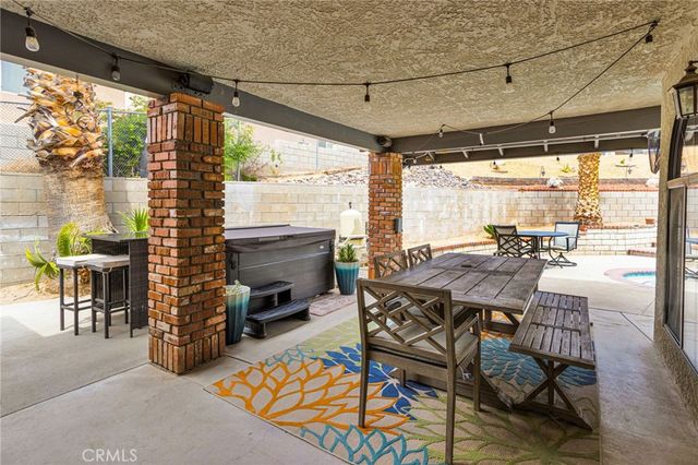 18630 Centennial, Hesperia, CA 92345