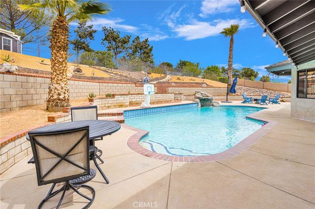 18630 Centennial, Hesperia, CA 92345