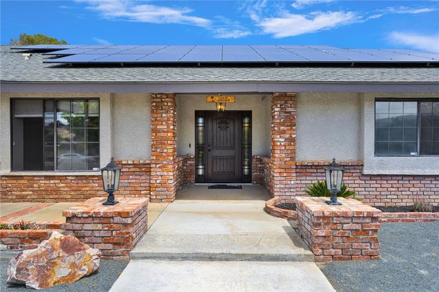 18630 Centennial, Hesperia, CA 92345