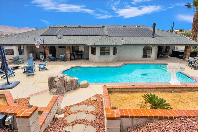 18630 Centennial, Hesperia, CA 92345