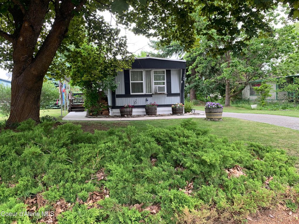 741 W Kentucky AVE, Hayden, ID 83835