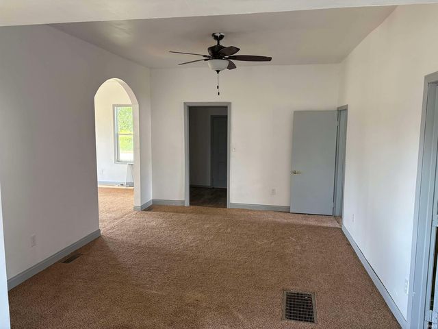 1158 E Summit Street, Wawaka, IN 46794