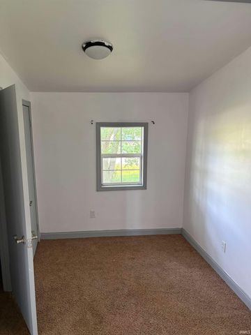 1158 E Summit Street, Wawaka, IN 46794