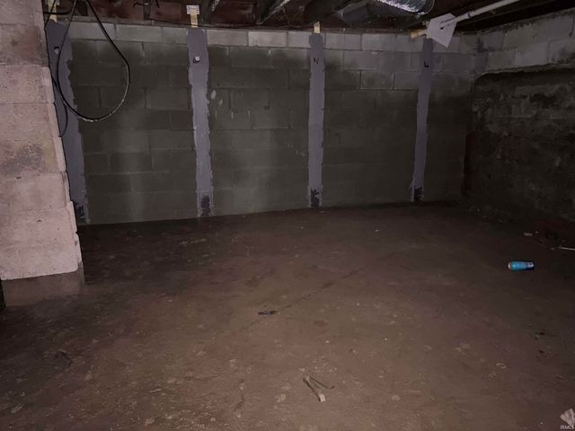 1158 E Summit Street, Wawaka, IN 46794