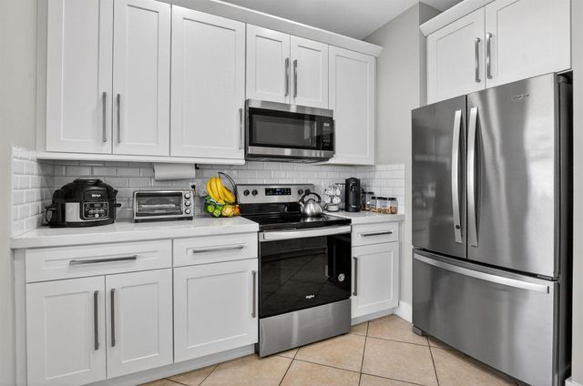 4706 SW 13th Street, Deerfield Beach, FL 33442