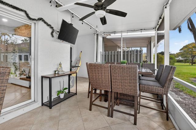4706 SW 13th Street, Deerfield Beach, FL 33442