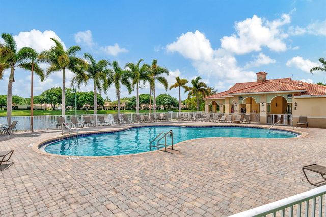 4706 SW 13th Street, Deerfield Beach, FL 33442