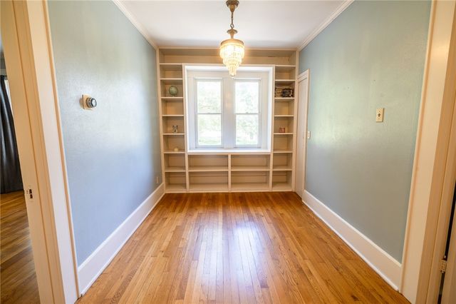 1107 N Adams St, Beeville, TX 78102