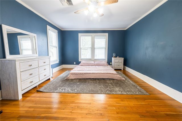 1107 N Adams St, Beeville, TX 78102