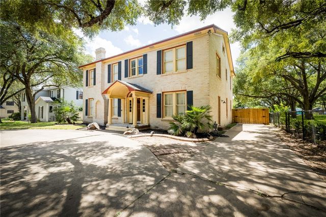 1107 N Adams St, Beeville, TX 78102