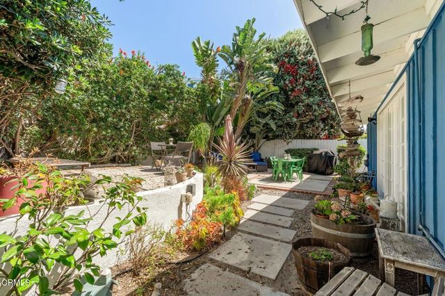 1089 Belfast Lane, Ventura, CA 93001