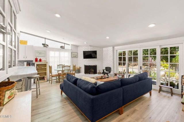 1089 Belfast Lane, Ventura, CA 93001