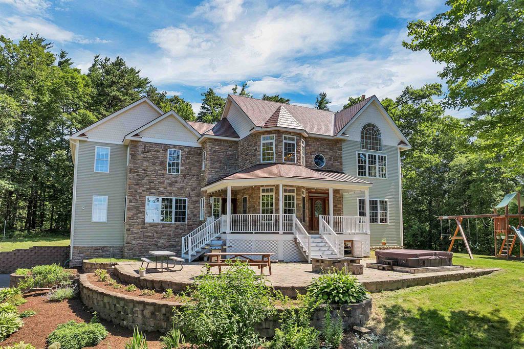 204 Colburn Road, New Boston, NH 03070