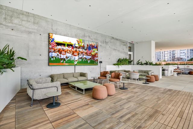 301 West Ave 4208, Austin, TX 78701