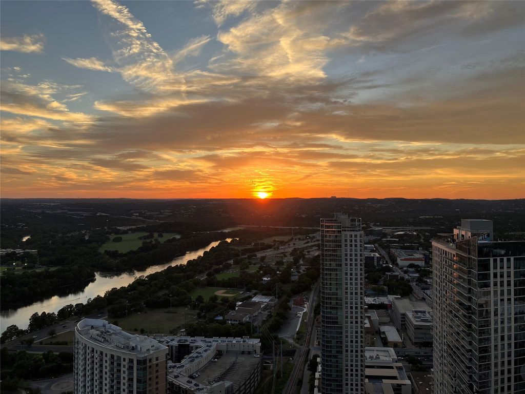 301 West Ave 4208, Austin, TX 78701