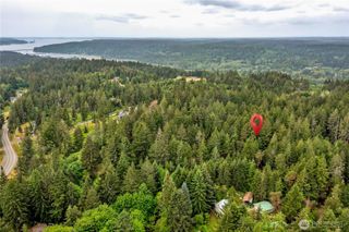 3001 SE Nyeri Trail, Olalla, WA 98359