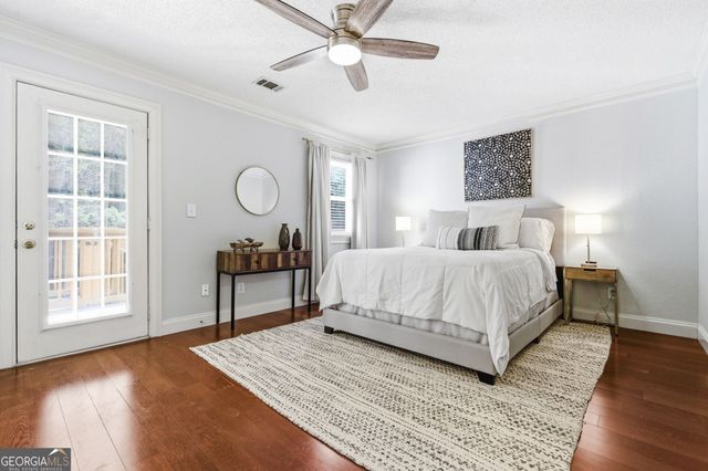 1050 Sasha Lane, Roswell, GA 30075