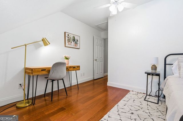 1050 Sasha Lane, Roswell, GA 30075