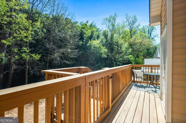 1050 Sasha Lane, Roswell, GA 30075