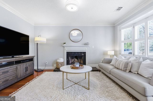 1050 Sasha Lane, Roswell, GA 30075