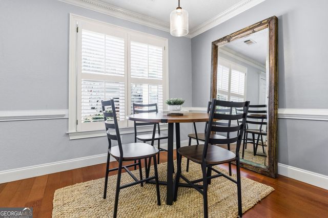 1050 Sasha Lane, Roswell, GA 30075