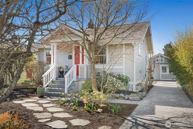 8333 27th Avenue NW, Seattle, WA 98117