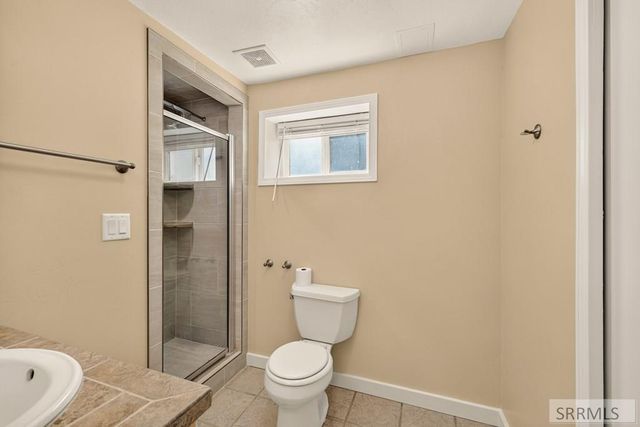 406 N 2nd W, St Anthony, ID 83445