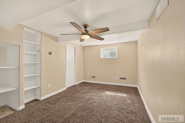 406 N 2nd W, St Anthony, ID 83445
