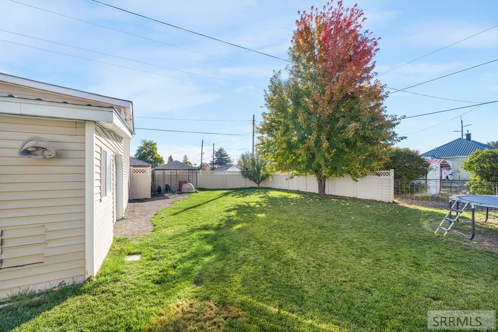 Image 41 of property listing at 406 N 2nd W, St Anthony, ID 83445