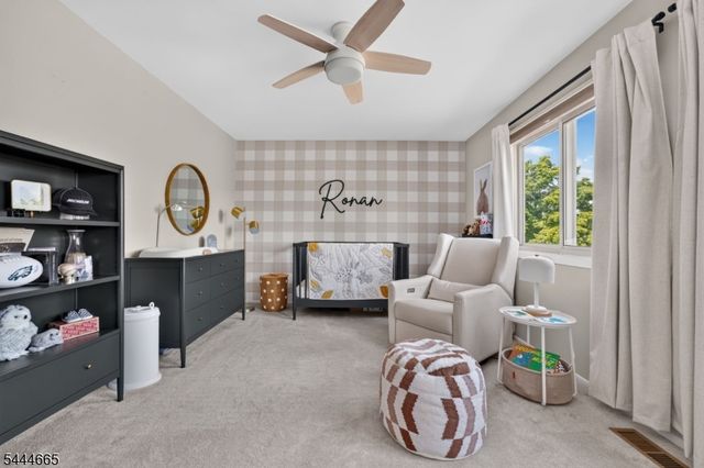 8 Saxonney Cir, Raritan Twp., NJ 08822